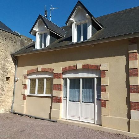 La Maison Des Jeanne Bayeux Luaran gambar